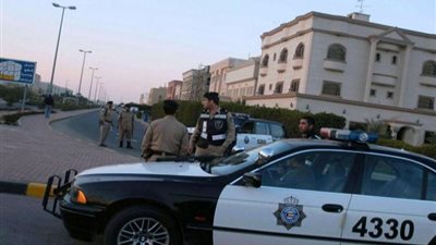بـ7 دنانير عن كل يوم.. القبض على مصرية بالكويت تتزعم تشكيلًا عصابيًا لتعيين موظفين في المحاكم