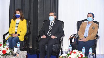 وزيرة الهجرة تشكر المصريين بالخارج لدعمهم خطط الدولة في تطوير الريف المصري (صور)