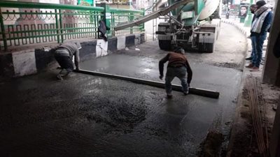 لتلافي تأثير الأمطار والسيول.. إعادة تأهيل ورصف 