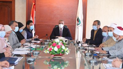 محافظ سوهاج يطلق حملة 