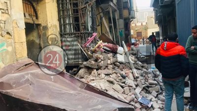 20 صورة ترصد كارثة انهيار عقار روض الفرج وإنقاذ الضحايا
