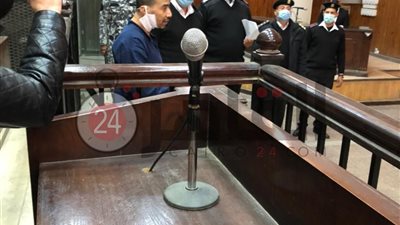 تأجيل محاكمة 