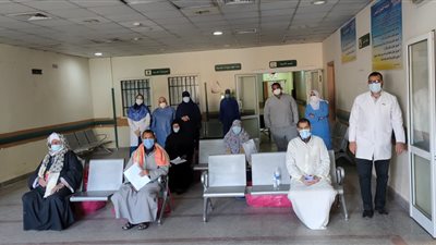 ارتفاع عدد حالات الشفاء من فيروس كورونا بمستشفى قفط التعليمي لـ108 متعافين