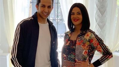 دنيا سمير غانم تهنئ هشام جمال بعد 