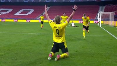 الشوط الأول.. هالاند يقلب الطاولة على إشبيلية ويتقدم لدورتموند