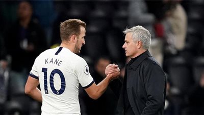 مورينيو يكشف موقف هاري كين من المشاركة أمام وست هام