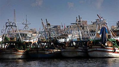 فتح بوغاز عزبة البرج أمام حركة الصيد بعد تحسن الأحوال الجوية