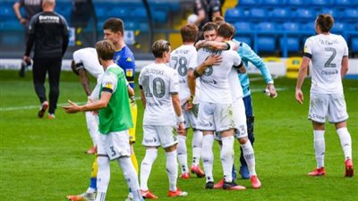 التشكيل الرسمي لمواجهة ليدز يونايتد وولفرهامبتون في الدوري الإنجليزي