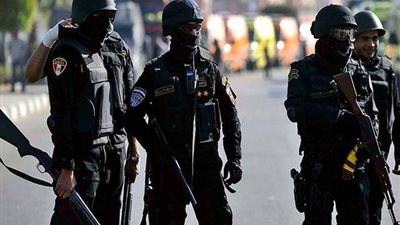 أقر الحادثة .. زوج سيدة يقتل طليقها بفيصل.. وشاهد عيان يروي التفاصيل (فيديو)