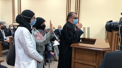 حضور اسرة نادين ضحية سفاح الجيزة للمحكمة