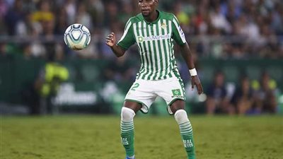 تمهيدًا لبيعه.. برشلونة يرفض عرض ريال بيتيس ويُحدد قيمة إيمرسون