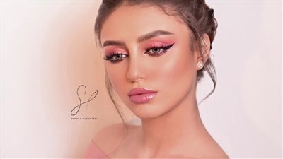 6 طرق لإضفاء لمسة عصرية بالمكياج