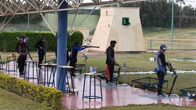 تجهيزات نادي الصيد الأخيرة لاستضافة بطولة العالم للرماية