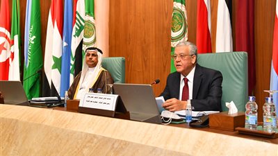 المستشار حنفي الجبالي يلقي كلمته داخل البرلمان العربي اليوم