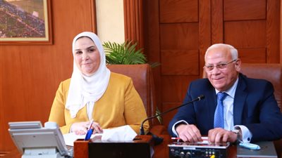 القباج والغضبان يشهدان عرضًا تقديميًا لأعمال مؤسسة مشكاة نور في بورسعيد