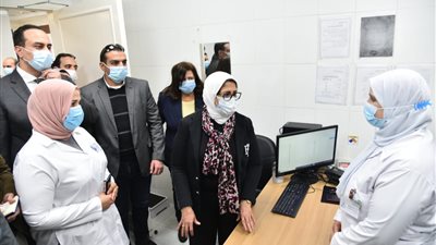 وزيرة الصحة: تسجيل 900 ألف مواطن بمنظومة التأمين الصحي الشامل بالأقصر