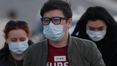 ارتداء النظارات لمدة 8 ساعات يومية يحمي من الإصابة بكورونا (دراسة)