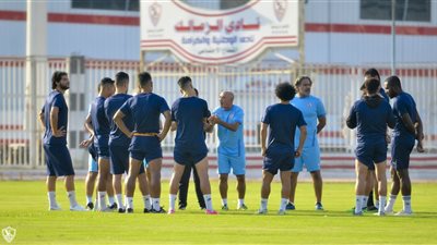 باتشيكو يحفز لاعبي الزمالك.. وفرض سرية على طريقة اللعب أمام تونجيث