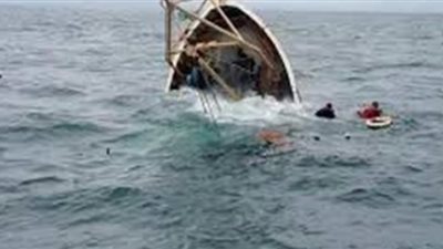 تحقيقات النيابة: مركب بحيرة مريوط غرق في منطقة أحواض مزارع سمكية والمصابون فقدوا القدرة على الكلام 