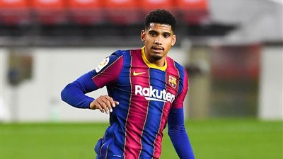 برشلونة يفتقد خدمات أراوخو أمام إلتشي