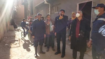 انهيار  جزء من منزل بمنطقة درب أبوسعده في أسيوط (صور)