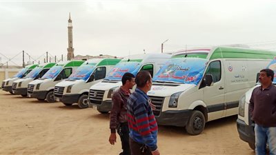 فحص وعلاج 1752 مواطنًا في قافلة طبية بالمنيا