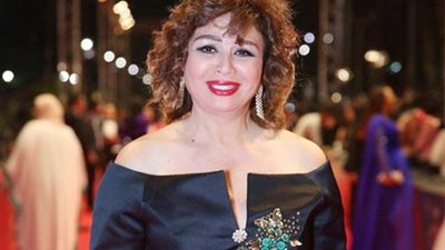 إلهام شاهين: 