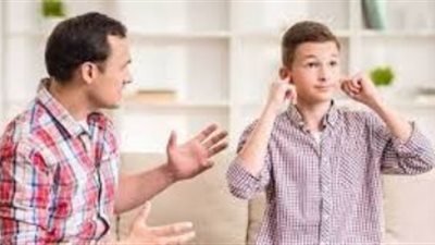 إذا كان لديك ابن مراهق.. كيف تقوم بتوجيهه؟