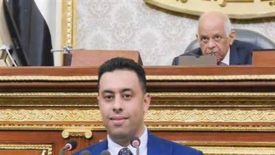 برلماني يواجه الإهمال في مناطق شُيدت حديثا لشباب بورسعيد بـ