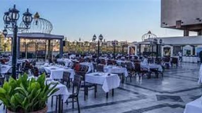 غلق 6 منشآت سياحية وإحالة 20 أخرى للتحقيق بسبب مخالفة تطبيق إجراءات كورونا