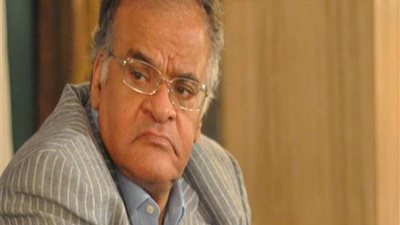 الزمالك يقرر إعادة عضوية ممدوح عباس