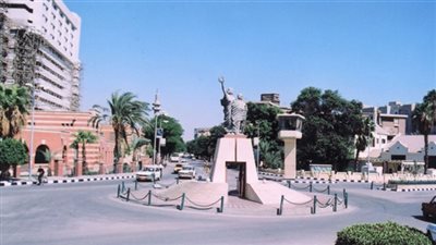 أسيوط في أسبوع.. تطعيم الأطقم الطبية وافتتاح وزير النقل لبرج الإشارات