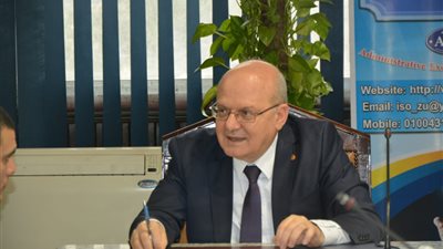 جامعة الزقازيق تنعى رئيسها السابق: صاحب رسالة إنسانية أفنى حياته في خدمة الناس