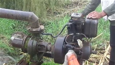 الري تكشف حقيقة فرض رسوم استخدام ماكينات رفع المياه