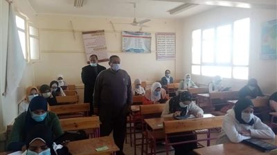 مدير مدرسة بالمنيا لـ