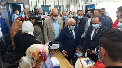 محافظ بورسعيد يُعلن بدء الحملة القومية للتطعيم ضد شلل الأطفال (صور وفيديو)  