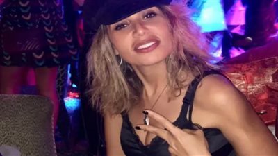 زينة عاشور  زوجة عمرو دياب في وصلة رقص جريئة على انستجرام (فيديو)