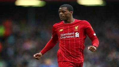 صدمة لبرشلونة وميلان.. فينالدوم يرغب في الاستمرار مع ليفربول