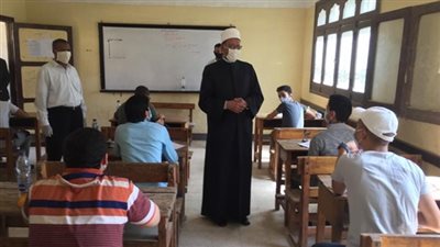 وكيل الأزهر يتفقد لجان الشهادة الابتدائية والصف الأول الثانوي بالقليوبية