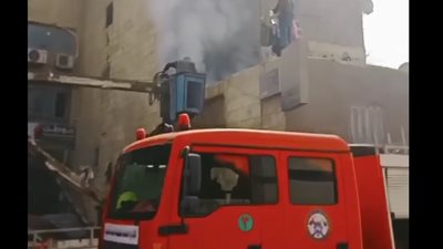 اختناق طفلة وإنقاذ شقيقيها في حريق بجوار كوبري فيصل