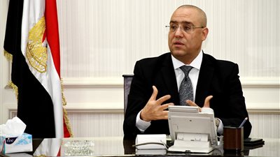 وزير الإسكان يجري حركة تنقلات لرؤساء أجهزة المدن الجديدة