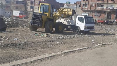 رفع 1200 طن قمامة ومخلفات صلبة لتوفير بيئة صحية للمواطنين بالمنيا