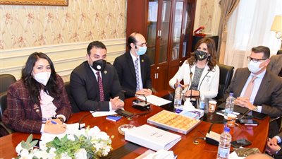 وزيرة الهجرة: الحفاظ على شبابنا من الاستقطاب بالخارج ضمن حقوق الإنسان الأساسية