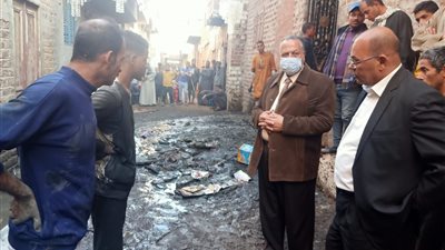 محافظ أسيوط يوجه بتقديم المساعدات لضحايا حادث انهيار بئر صرف صحي داخل منزل (صور)