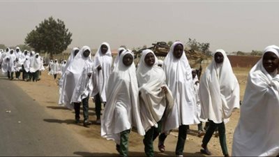 السلطات النيجيرية: إطلاق سراح مئات التلميذات المختطفات