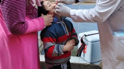 قبل نهايتها بيوم.. تطعيم 100% من أطفال الشرقية في الحملة القومية ضد الشلل (صور)