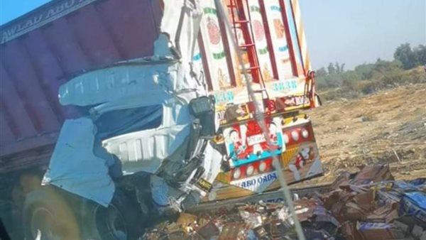 انقلاب سيارة محملة