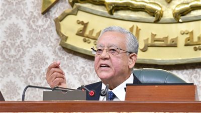 بعد مداعبته للنواب 