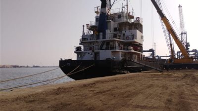 32 سفينة إجمالي الحركة الملاحية بموانئ بورسعيد