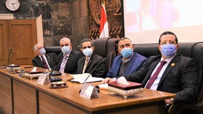 محافظ الغربية يستعرض موقف تنفيذ 